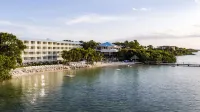 Baker's Cay Resort Key Largo, Curio Collection by Hilton Các khách sạn gần Key Lime Products