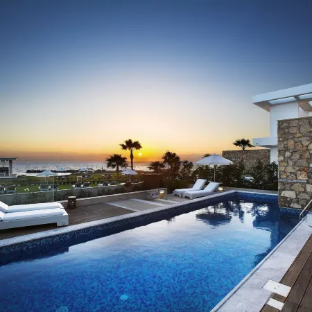 Paradise Cove Luxurious Beach Villas
