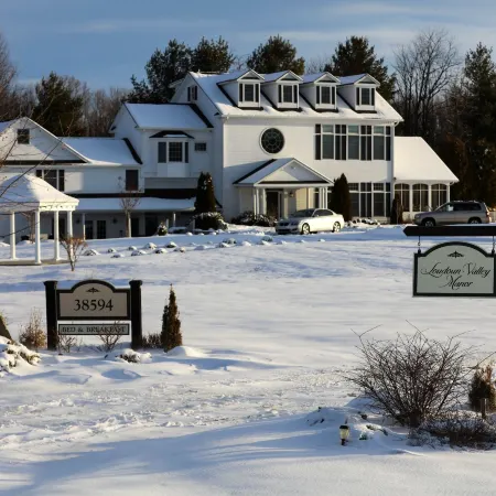 Loudoun Valley Manor