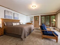 Gordon Lodge Hotels in Door County