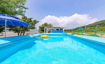 Ganghwa Badagaswimteo Pension