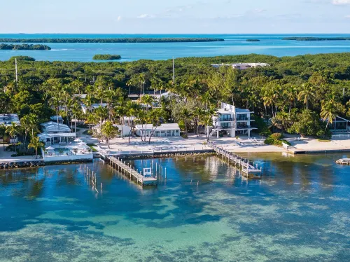 Pines & Palms Resort Hôtels à : Islamorada