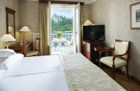 Grand Hotel Toplice - Small Luxury Hotels of the World - balcony