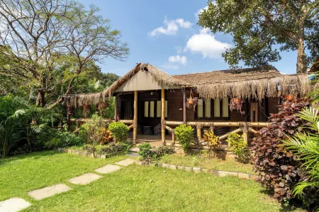 Shangri la Jungle Resort Отели в г. Sancordem VP