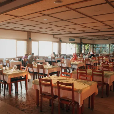 Troas Beach Hotel