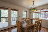 Lower Cascades Hotels in Yosemite West