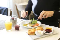 Hotell Aston - breakfast