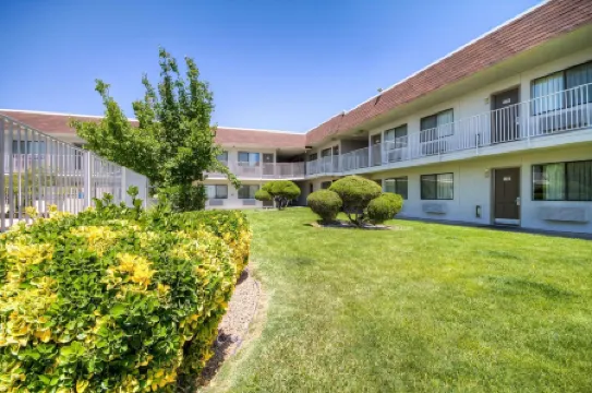 Studio 6 El Paso, TX - East