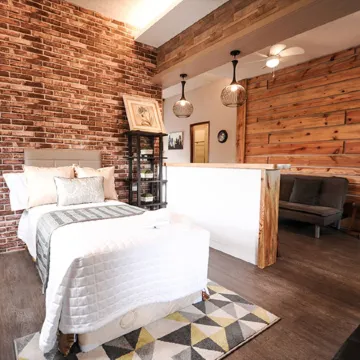 Pine Breeze Cottages