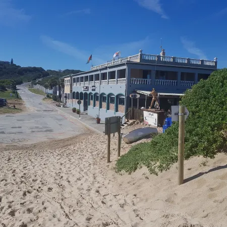 Pili Pili Beach Cabanas