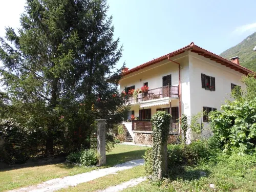 Chalet and Apartment Žonir with Sauna Hotels in Tolmin