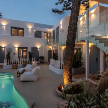Oniro Suites โรงแรมใกล้หาดพานอร์มอส