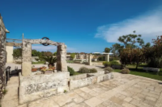 Agriturismo Alonì Costarella Masseria