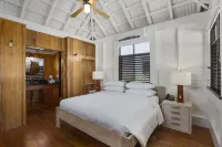 Mahogany Bay Resort & Beach Club, Curio Collection by Hilton - 4-Star
