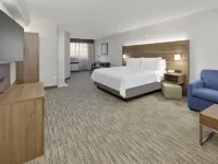 Holiday Inn Express & Suites IRVING CONV CTR - LAS COLINAS by IHG Hotels near Zero Gravity Amusement Park