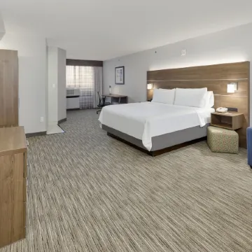 Holiday Inn Express & Suites IRVING CONV CTR - LAS COLINAS by IHG