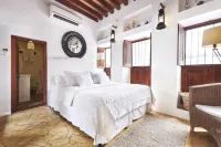 Xva Art Hotel - Homestays