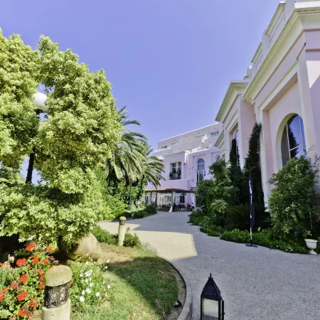 Regency Tunis Hotel