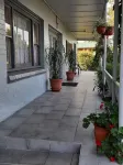 Flying Spur Motel - 2-Star