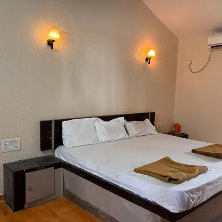 Hotel Sai Plaza