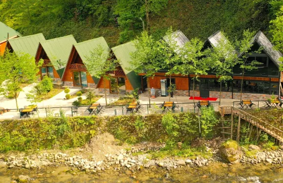 坦努拉平房酒店