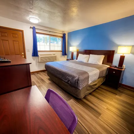 Budget Inn