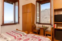 Albergo Sacro Monte Varese Hotels in Porto Ceresio