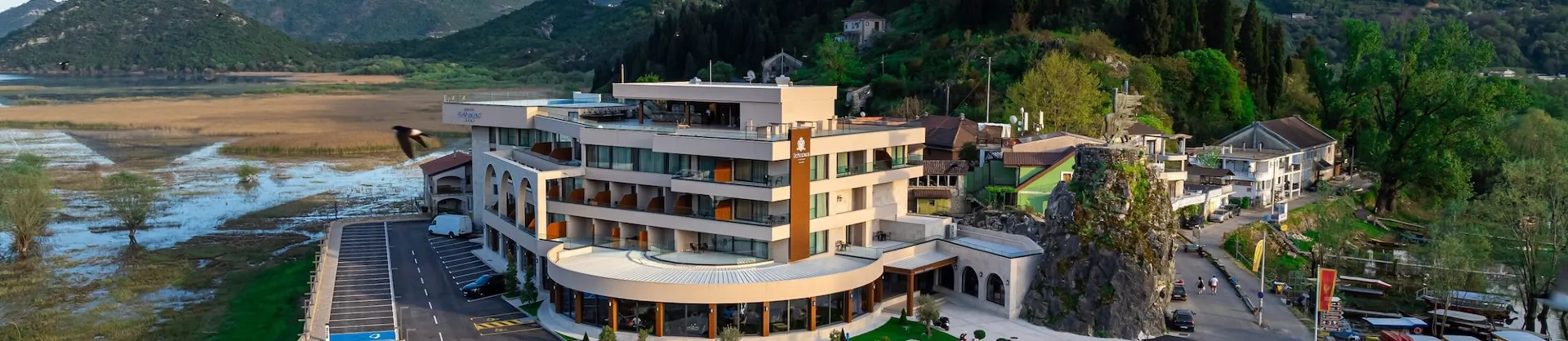 Four-Star Hotels