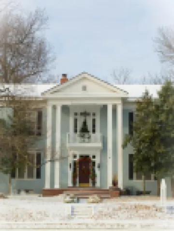 Silver Heart Inn & Cottages