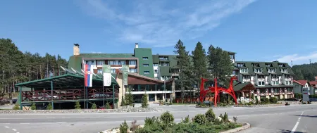 Mona Plaza Zlatibor Отели в г. Златибор