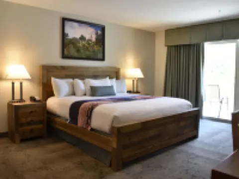 บัมเบิลเบอร์รี่ อินน์ โรงแรมในสปริงเดล