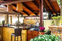 Castella Beach - Homestays