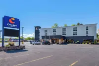 Comfort Inn & Suites Liverpool - Syracuse North Hotels in Salina
