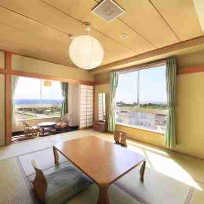 房総白浜ウミサトホテル Rooms