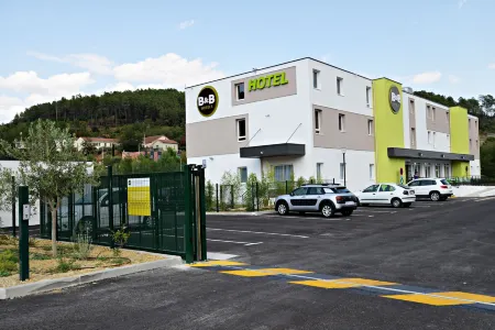 B&B Hotel Alès - Pôle Mécanique Отели в г. Русон