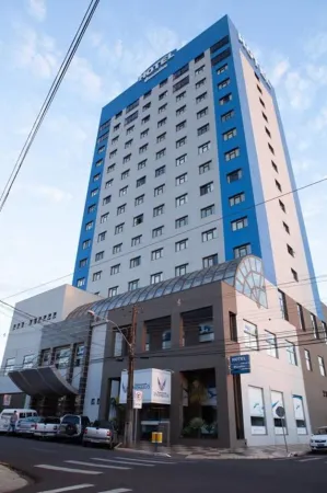 Hotel Executive Arapongas Отели рядом с достопримечательностью «Our Lady of Lourdes Cathedral»