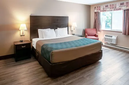 Econo Lodge on the Bay