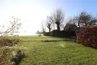 Apartment in Heeg with Heegermeer Views Hotels in 