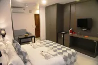 Ticlo Resorts