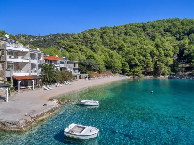 Apartments Robinzon Milivoj Hôtels à : 