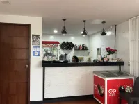 Bakawan Hideaway Resort & Restaurant - С баром