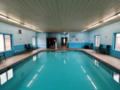 Magnuson Hotel Country Inn Hotels in Ishpeming