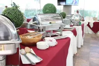 Hotel Ecce Inn & Spa - Завтрак