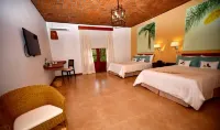 El Pueblito Iguazú فنادق في بويرتو إجوازو