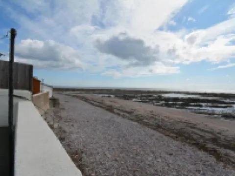 Coorie by the Coast, Direct Beach Access Getaway - Arbroath Hotels in Arbroath