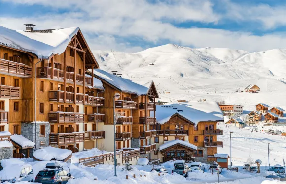 拉格朗日康博西耶公寓