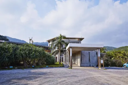 Iriomotejima-Jungle Hotel Painumaya