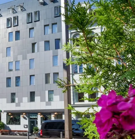 Hotel Gat Point Charlie Отели рядом с достопримечательностью «КПП Чарли»