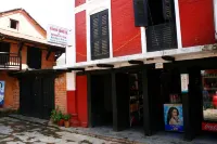 Good Hotel and Resort - Hostel فنادق في Byas