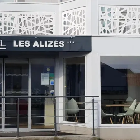 Brit Hotel les Alizes